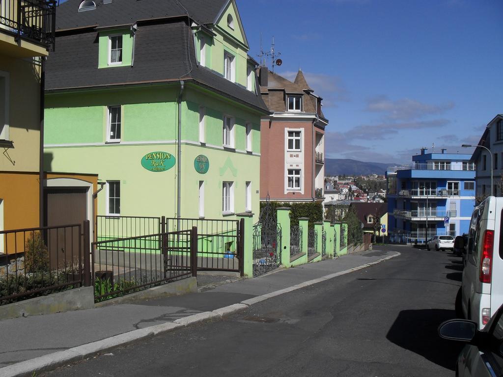 Pension Rak Karlovy Vary Exterior photo